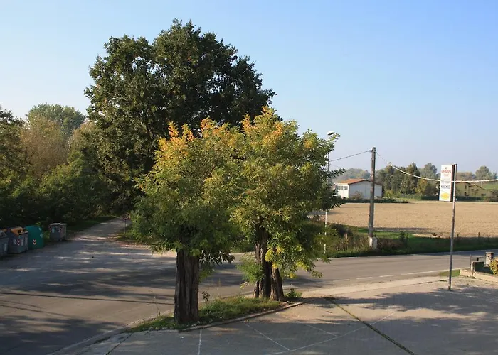 Al Cavaliere 住宿加早餐酒店 3*